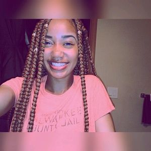 Meet your Posher, Khala