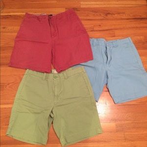 Men's J Crew, Club Room, and Polo khaki shorts.