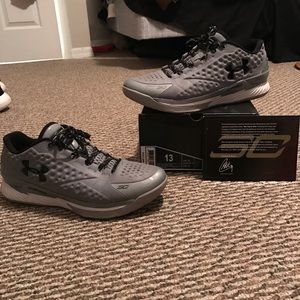 Under Armour Curry One Low