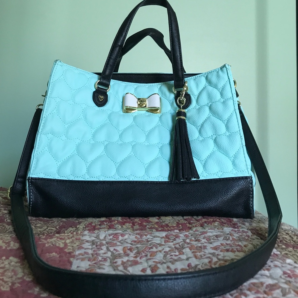 Gently Used Betsy Purse