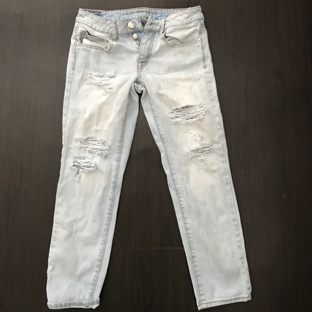 American Eagle size 0 boy crop jeans