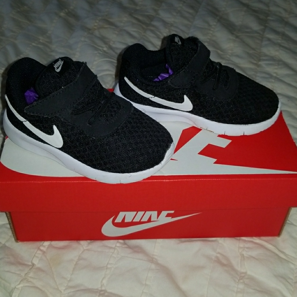 Little Nike Shoes
