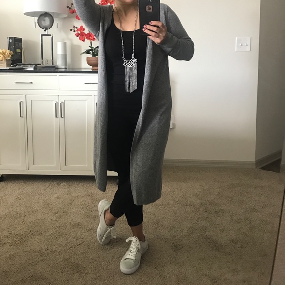 Long sweater size M - Picture 2 of 5