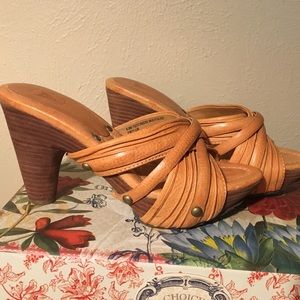 Beautiful Frye Sandals