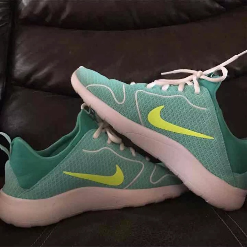 Nikes for sell