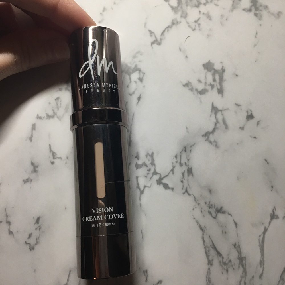 BNIB Danessa Myricks Vision Cream Cover Foundation