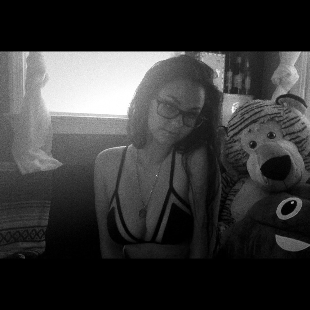 Meet your Posher, Oksana