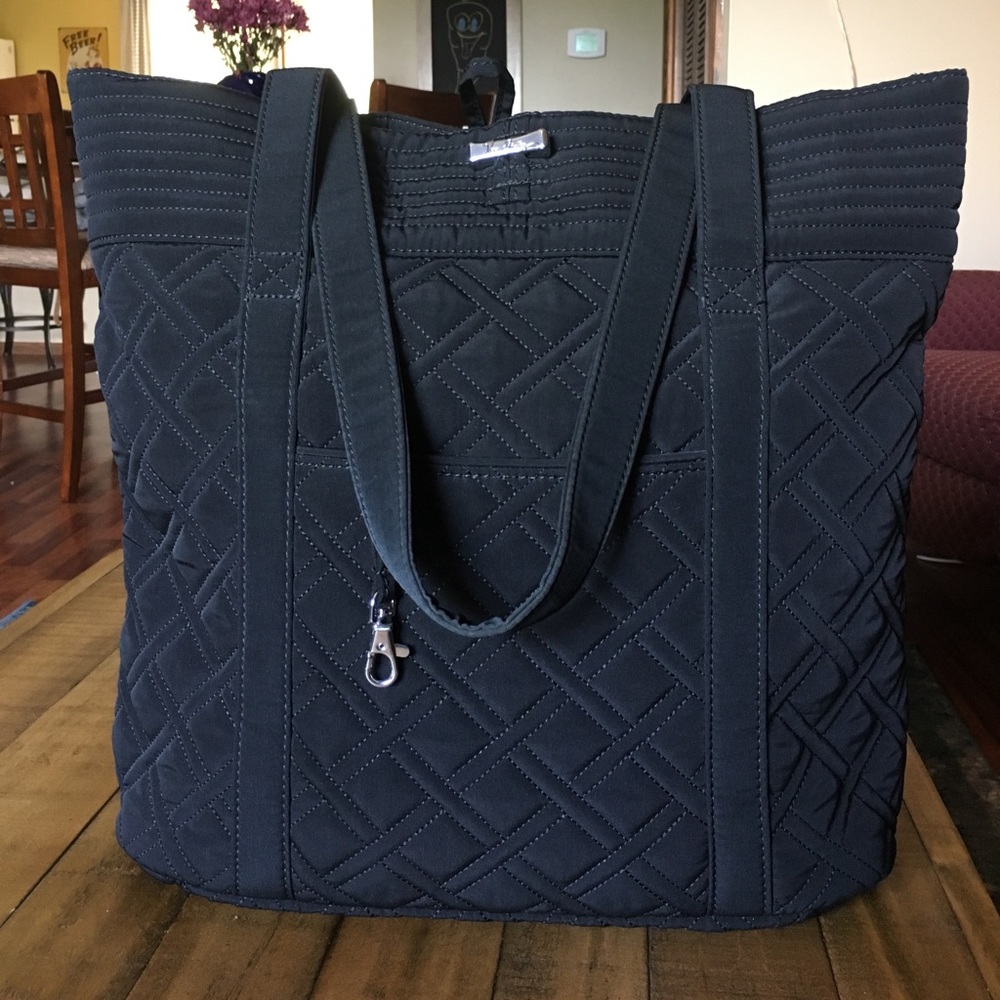 Vera Bradley Vera Tote Classic Black