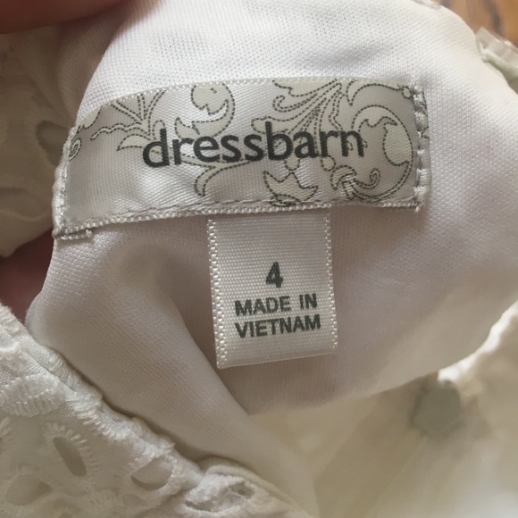 White summer dress - Picture 4 of 4