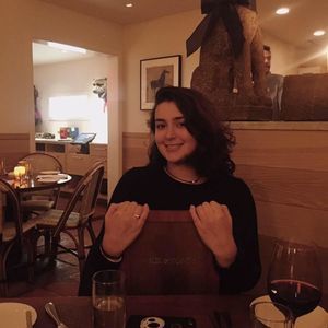 Meet your Posher, Nina