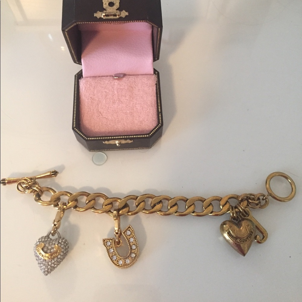 Juicy charm bracelet with 3 charms