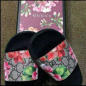 Gucci slides