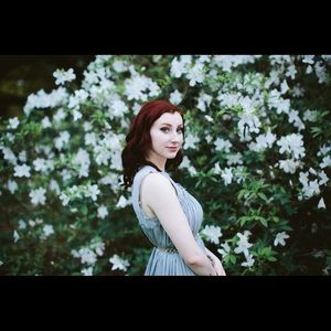 Meet your Posher, Mikhala