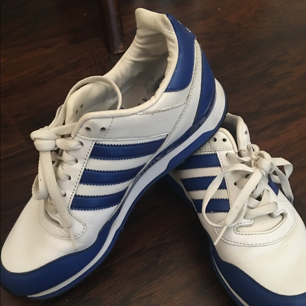 Men's Adiddas running shoes