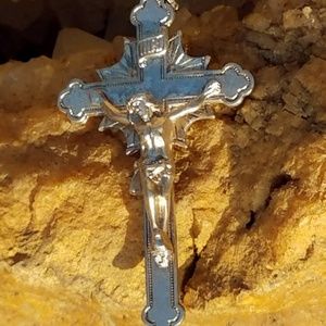 STERLING SILVER VINTAGE CRUCIFIX CROSS PENDANT