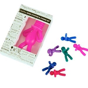 Wine stopper & charm set ‼️price drop‼️