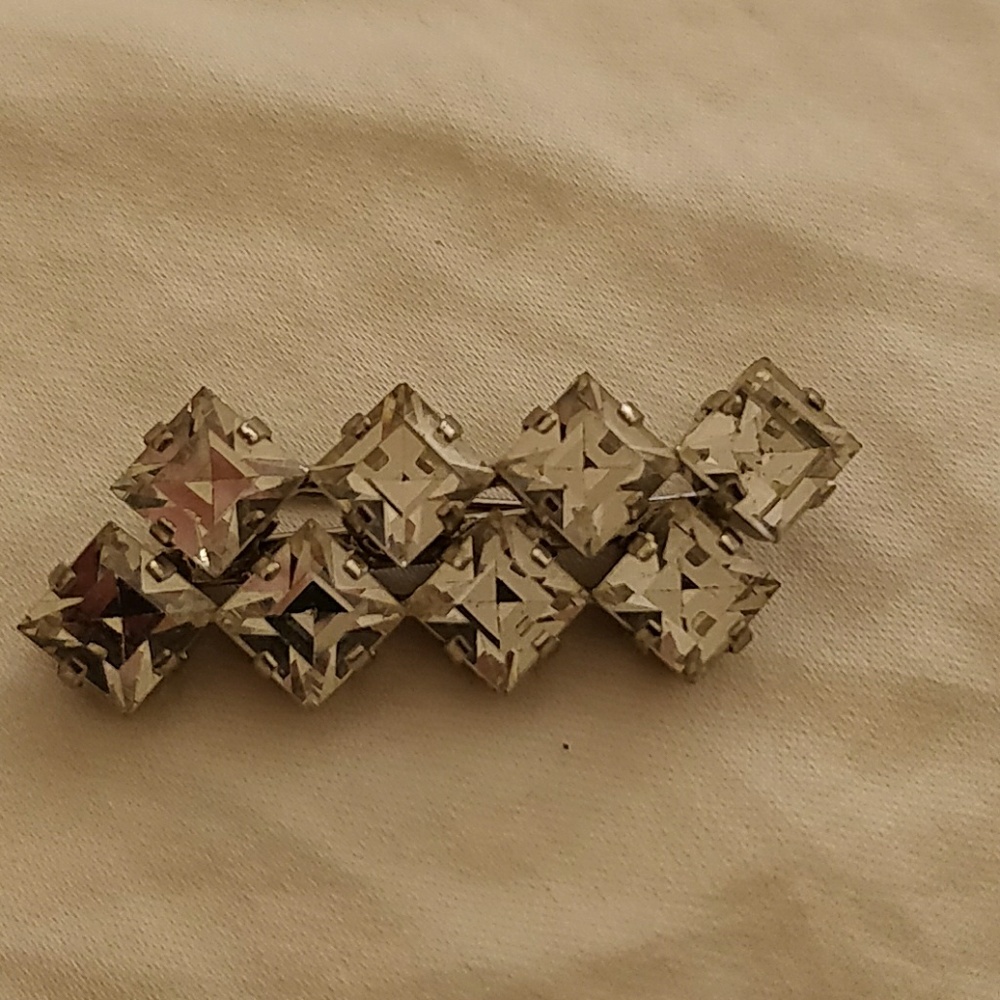 Pin
