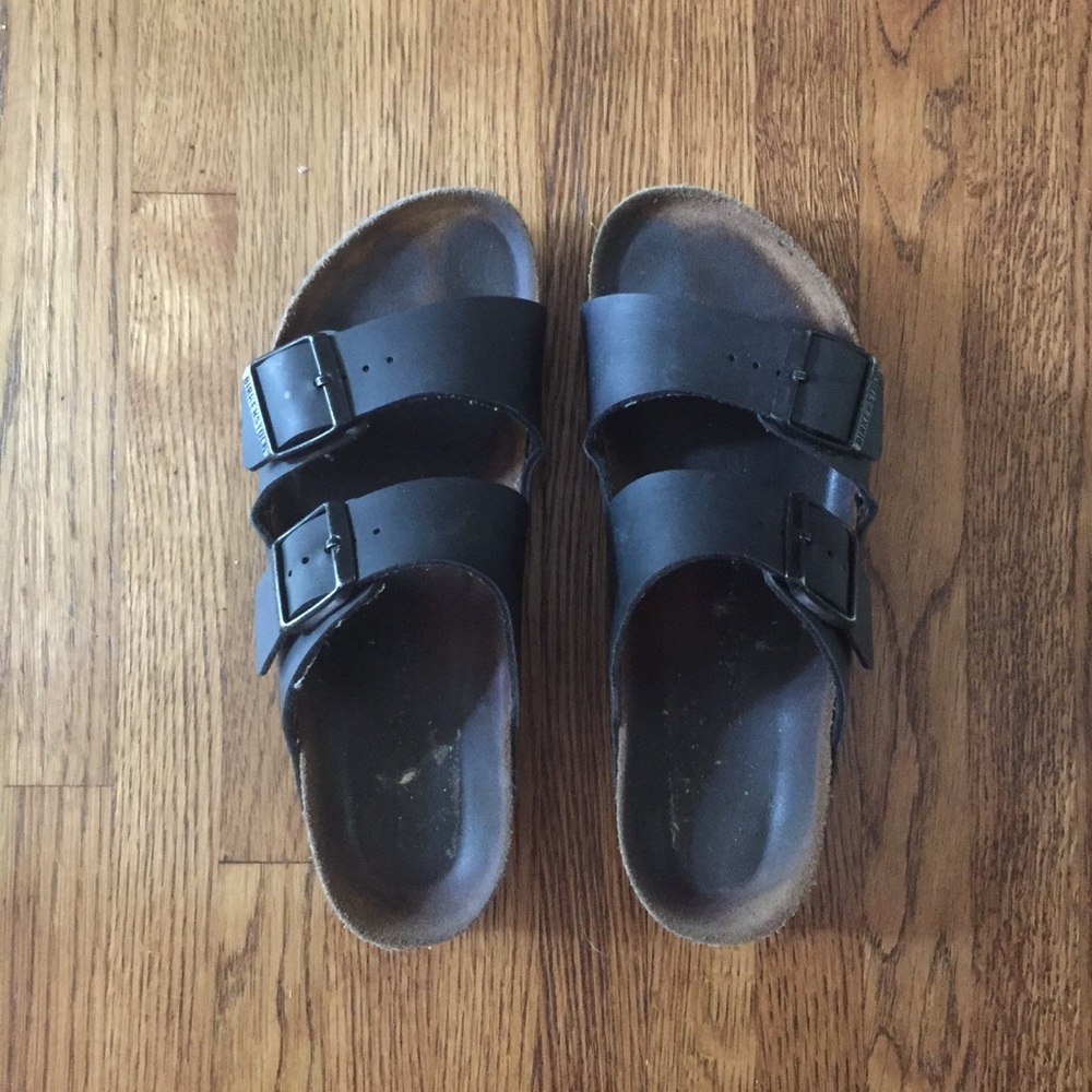 Black Arizona Birkenstocks size 38