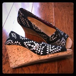 TOMS Open Toe Canvas Wedges