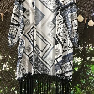 NWOT SUPER CUTE and Trendy Fringe Kimono