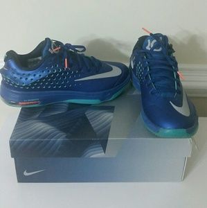 KD VII low-top sneakers
