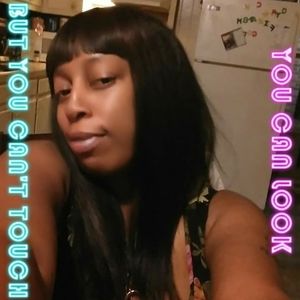 Meet your Posher, Felicia