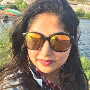 Meet your Posher, Haleema