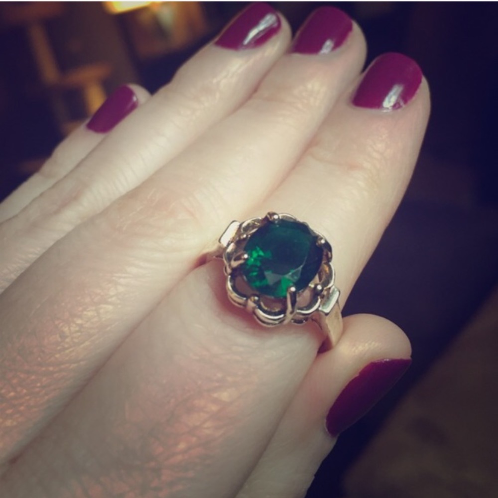 925 Silver Plated Emerald Fashion Ring, Size 8