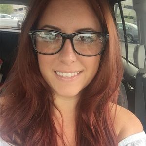 Meet your Posher, Alyssa