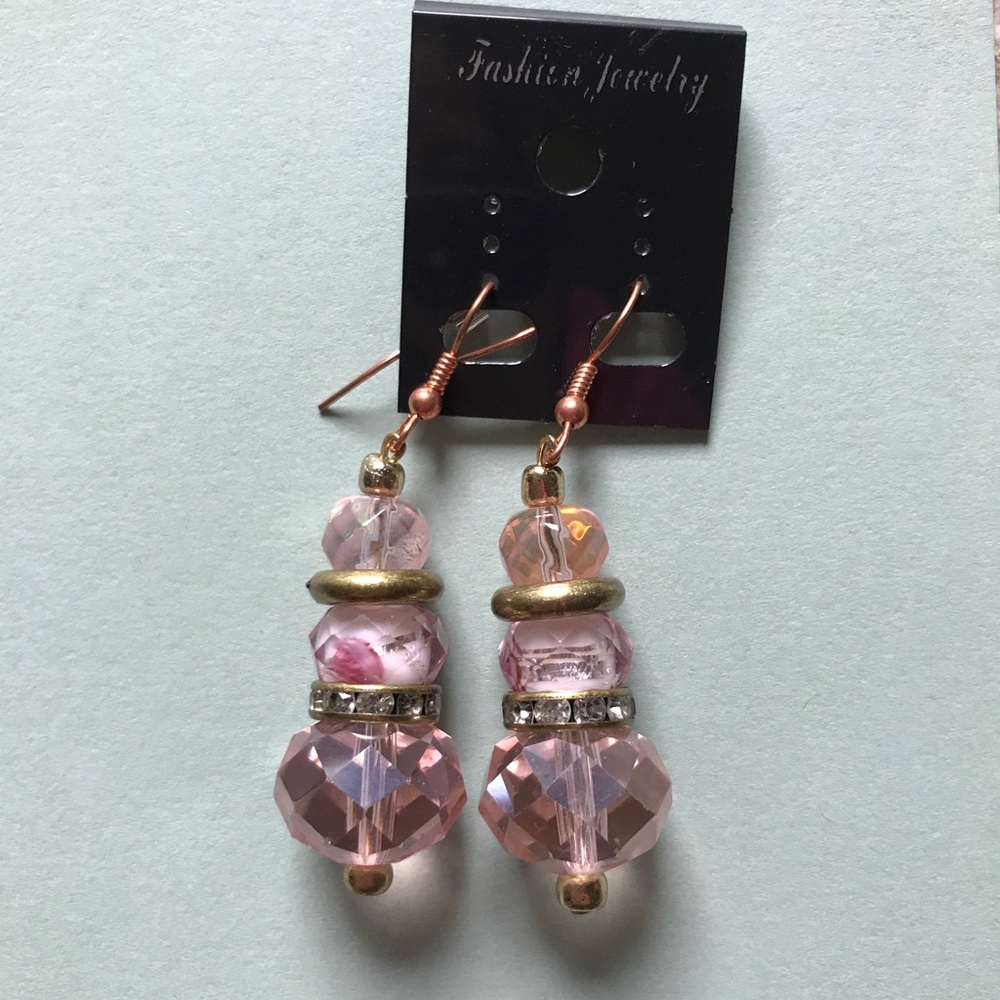 Fashion Jewelry, Very Pretty, Pink beads, Gold spa