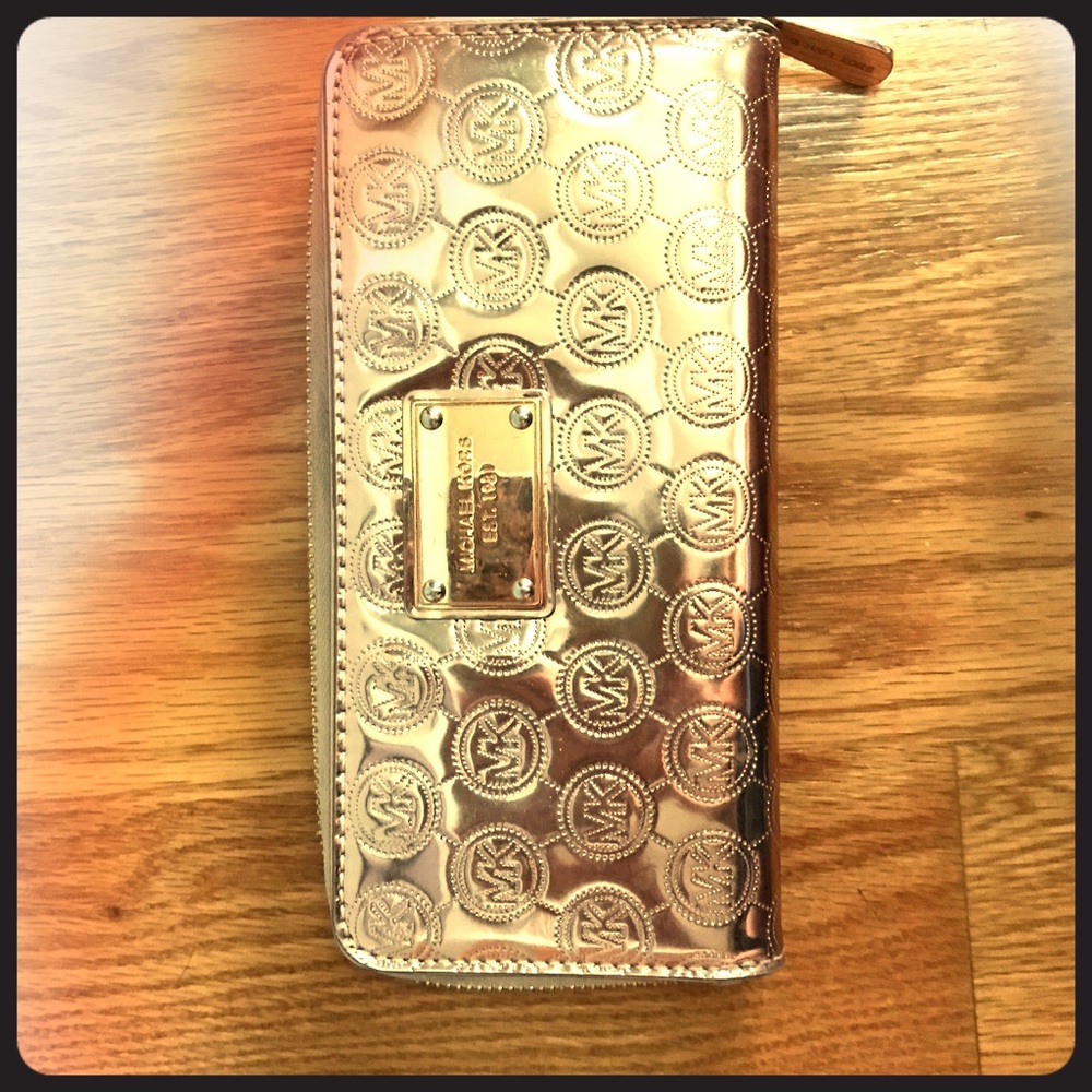 Michael Kors Mirrored Rose Gold Wallet