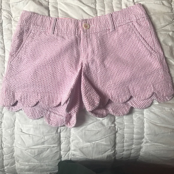 Lilly Pulitzer Seersucker Buttercup Shorts - Picture 1 of 3