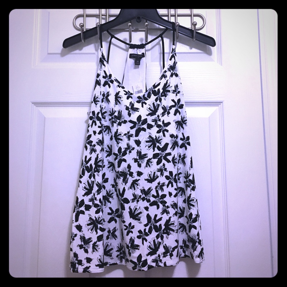 Banana Republic black and white Sleeveless tank