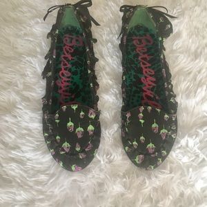 Black loafers with flowers 🌺