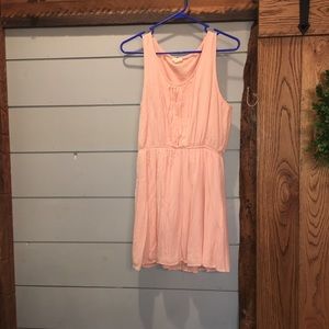 Cute peach lightweight dress euc great with a belt