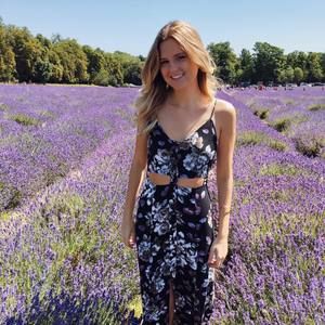 Meet your Posher, Jillian