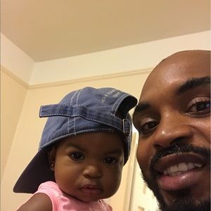 Meet your Posher, Earl