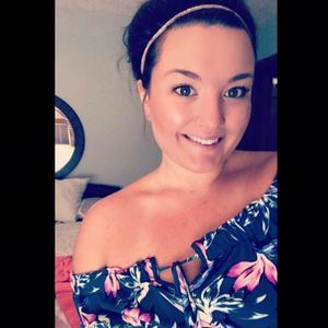 Meet your Posher, Melissa