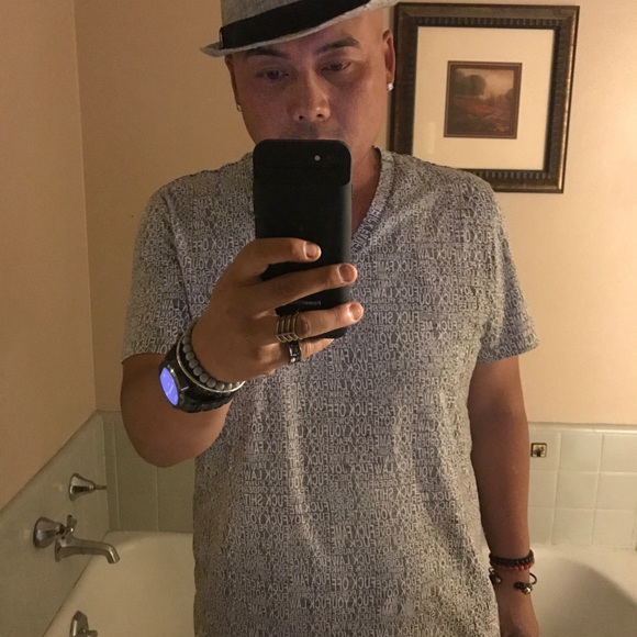 Meet the Posher - Picture 2 of 8