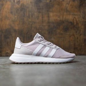 Meet your Posher, Sydney