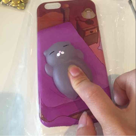 🚫SOLD🚫Squishy cat iPhone 6 case - Picture 2 of 2
