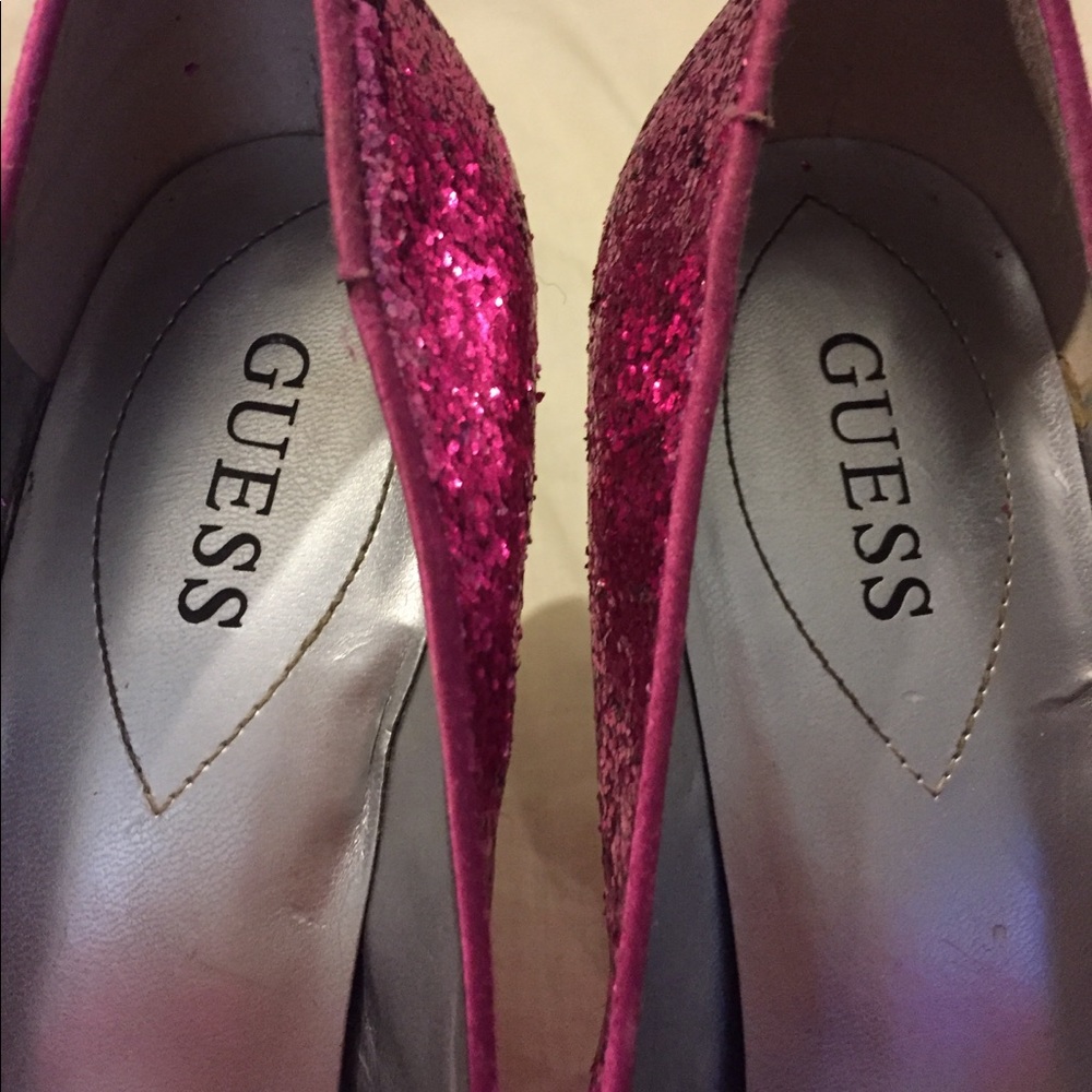 🆑FINAL PRICE‼️ Y2K Guess size 8 pink glitter pumps with silver stiletto heel - Picture 3 of 6