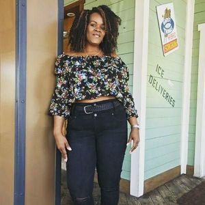 Meet your Posher, Marla