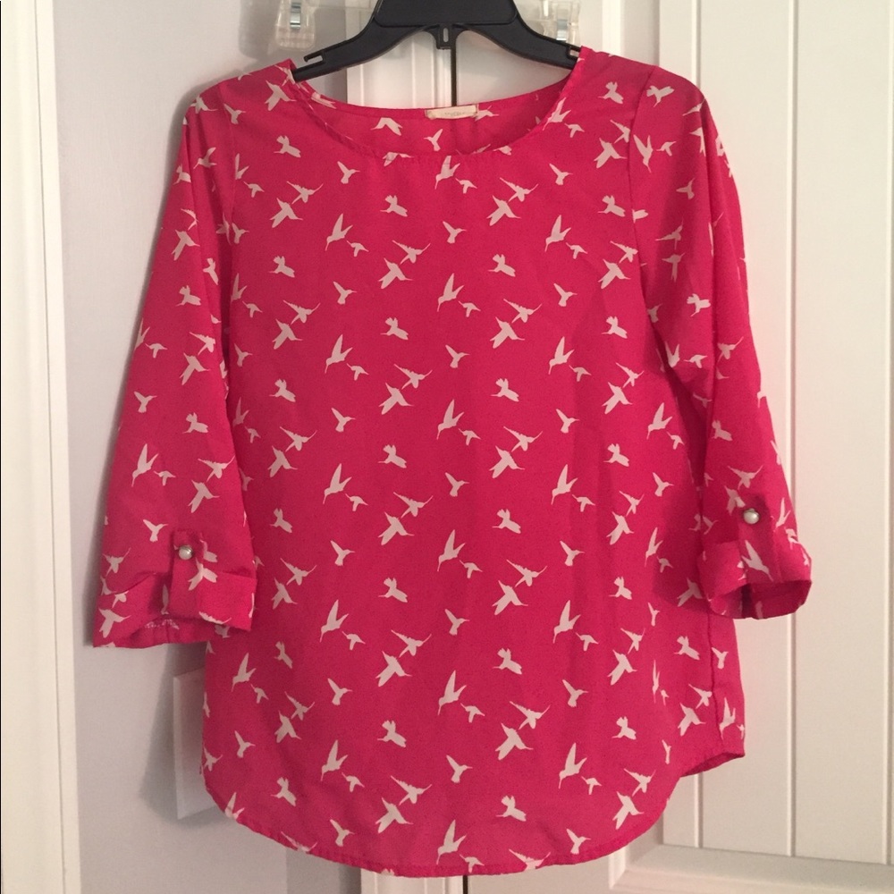 ☀️5/25☀️Pink Blouse with Bird Print