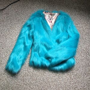 ✨SALE✨blue fuzzy jacket