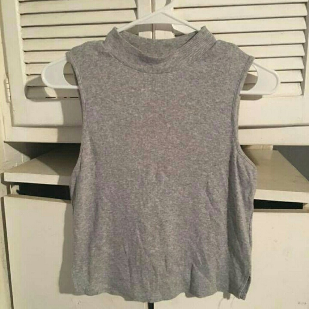 Crop top off shoulder shirt