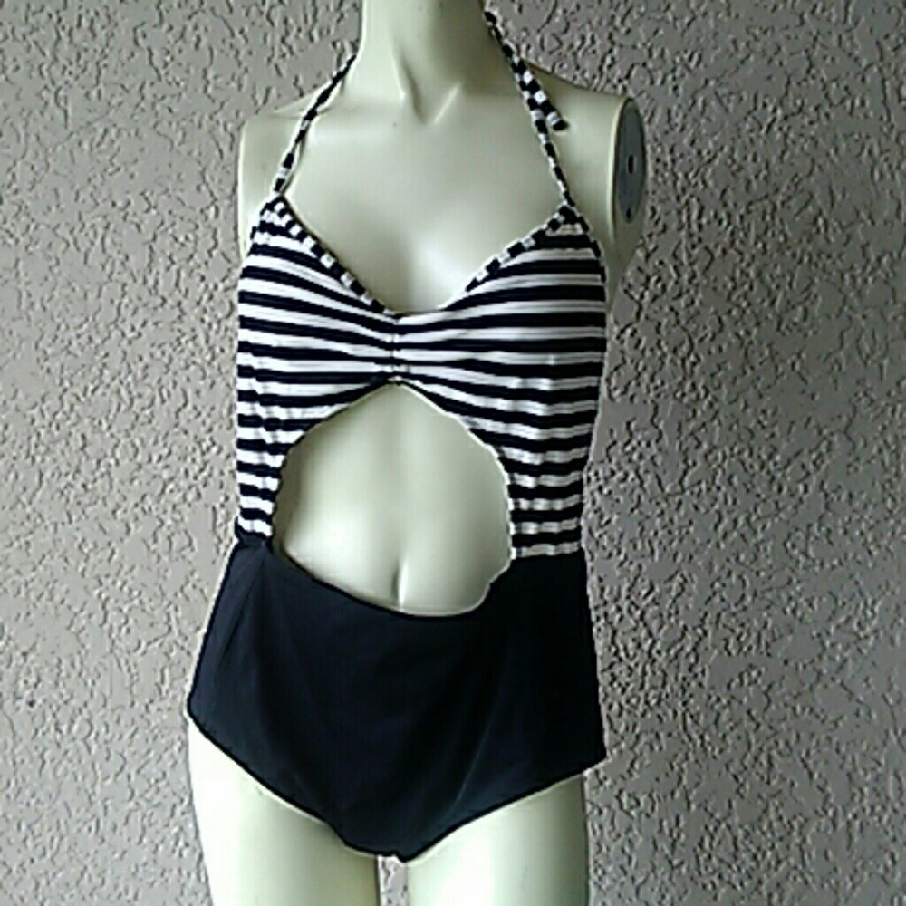 La Hearts Swimsuit size L