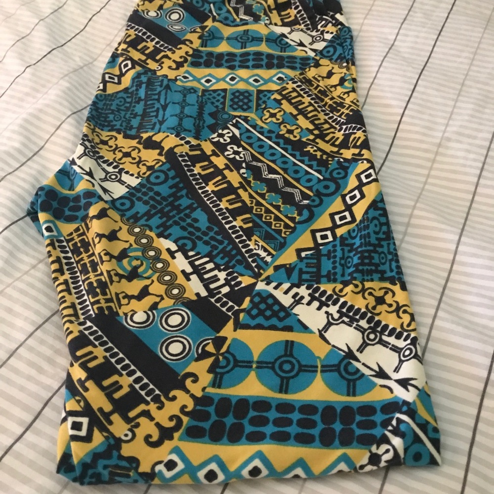 LuLaRoe Egyptian print TC leggings NWOT