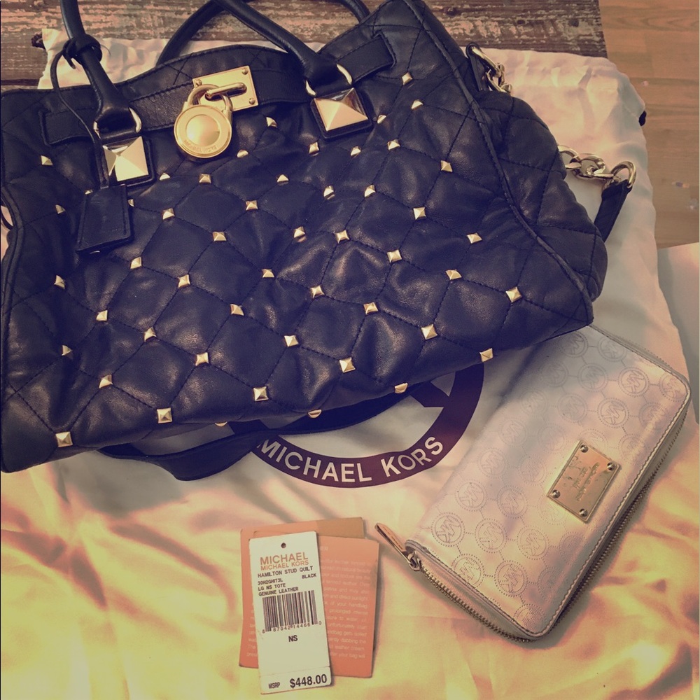 Micheal Kors handbag with free wallet