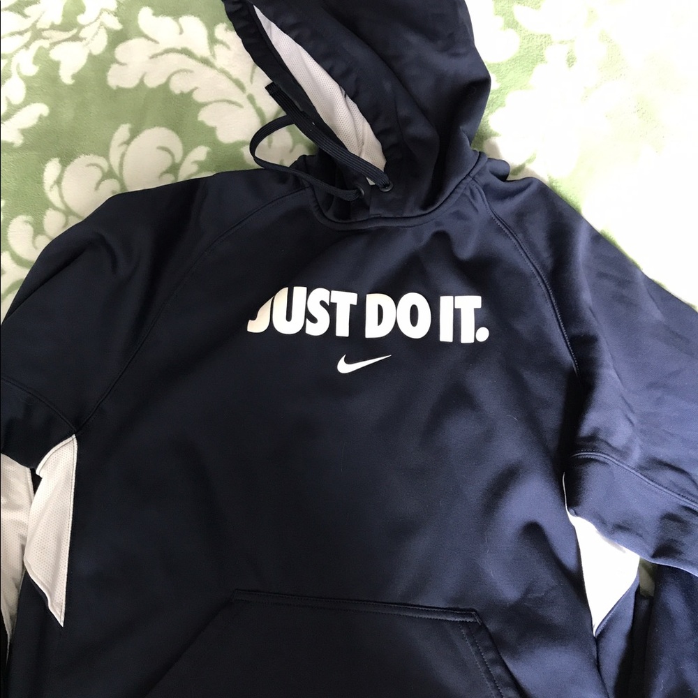 Nike sweatshirt